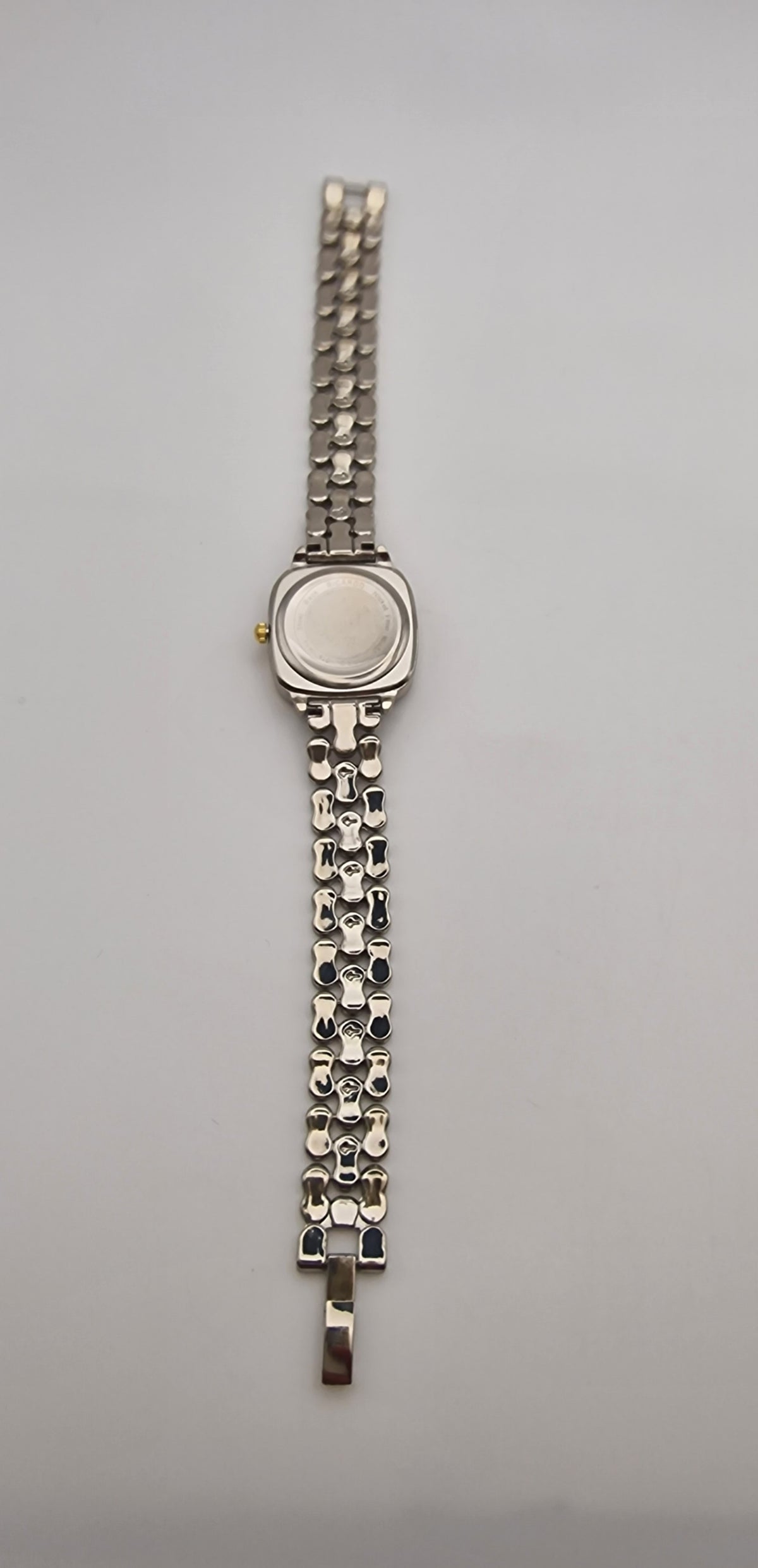 Armbanduhr S-23