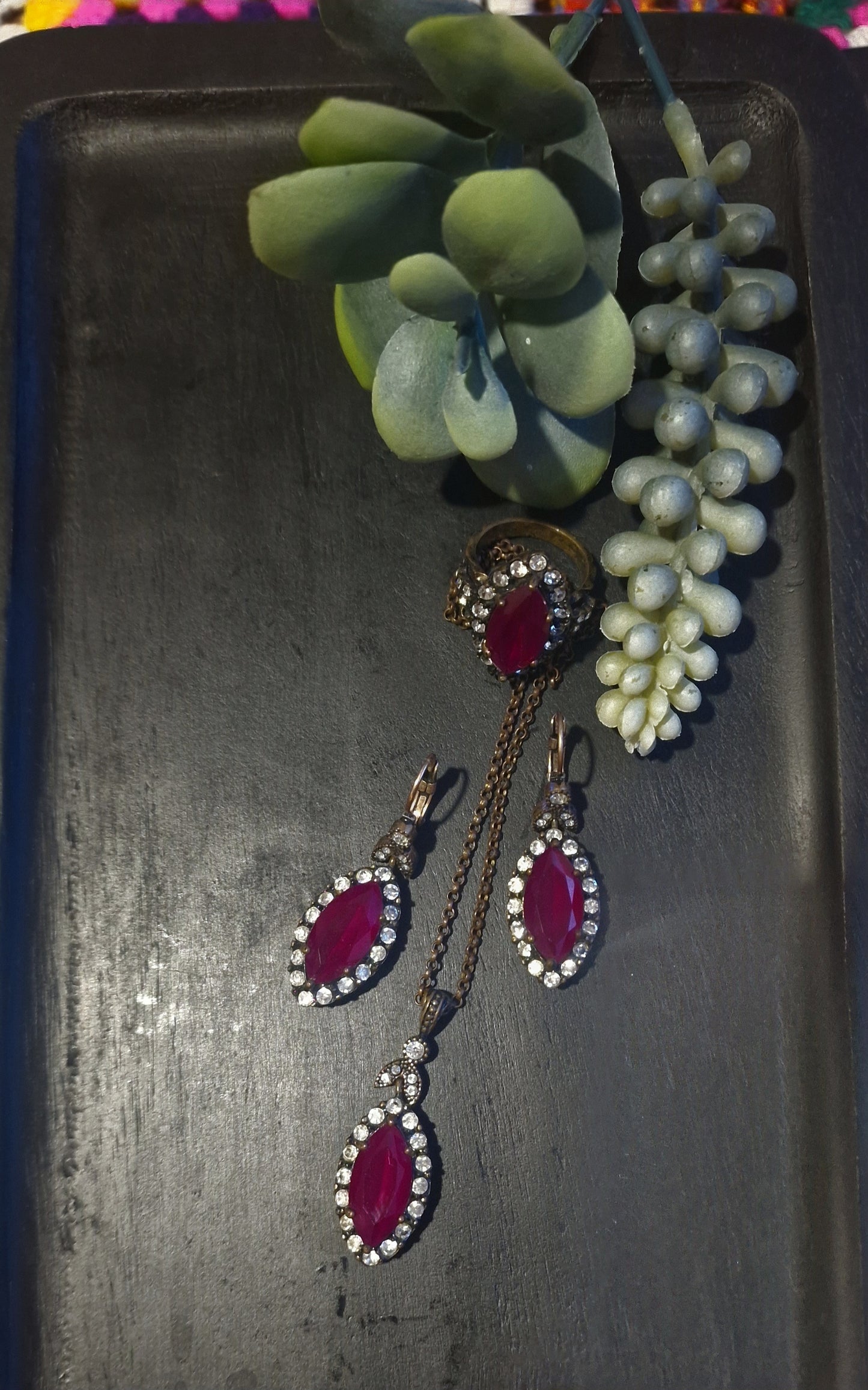 Schmuck-Set mit rubinroten Natursteinen KYK-1