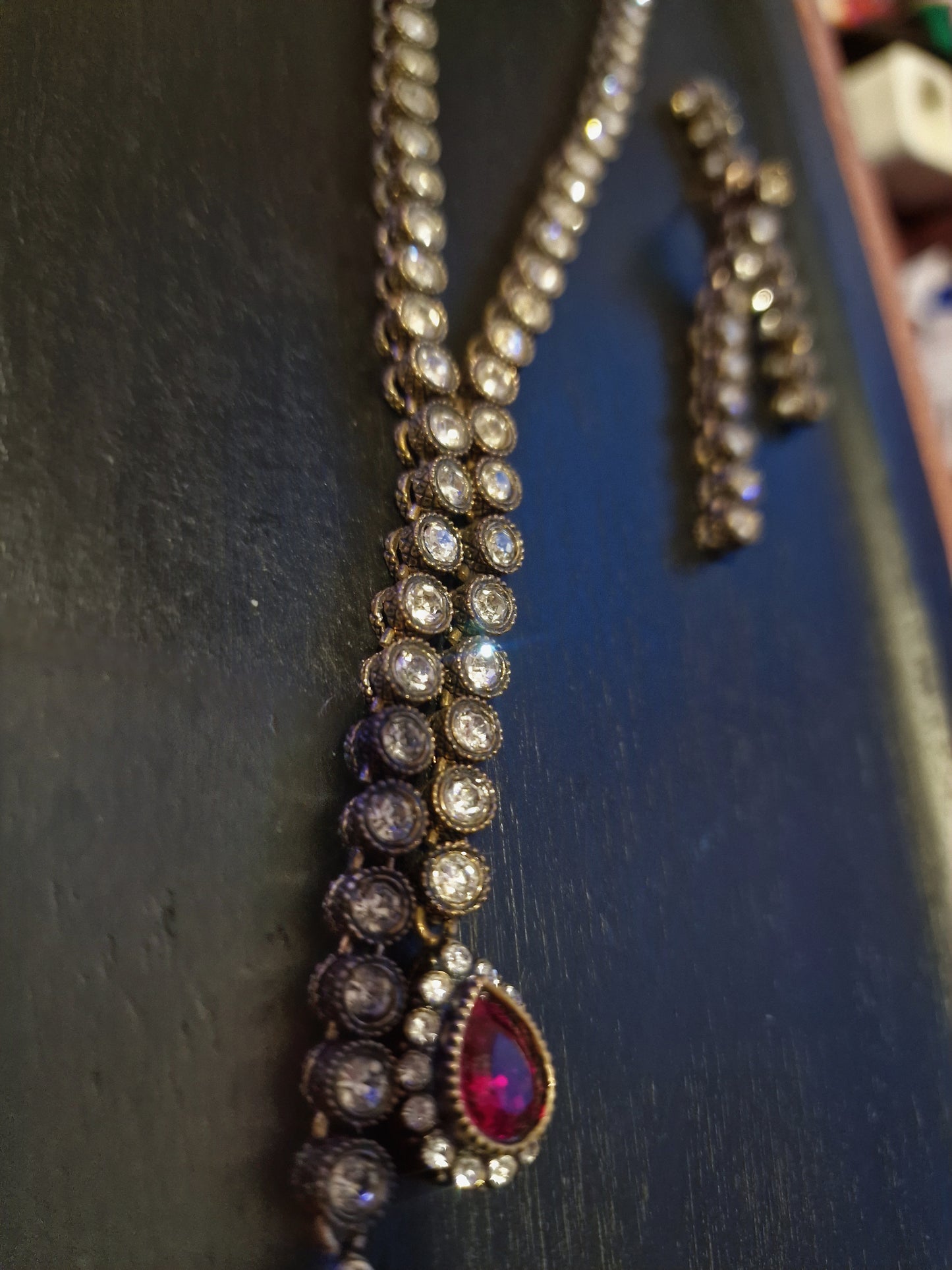 Schmuck-Set mit Zirkonsteinen KK-1