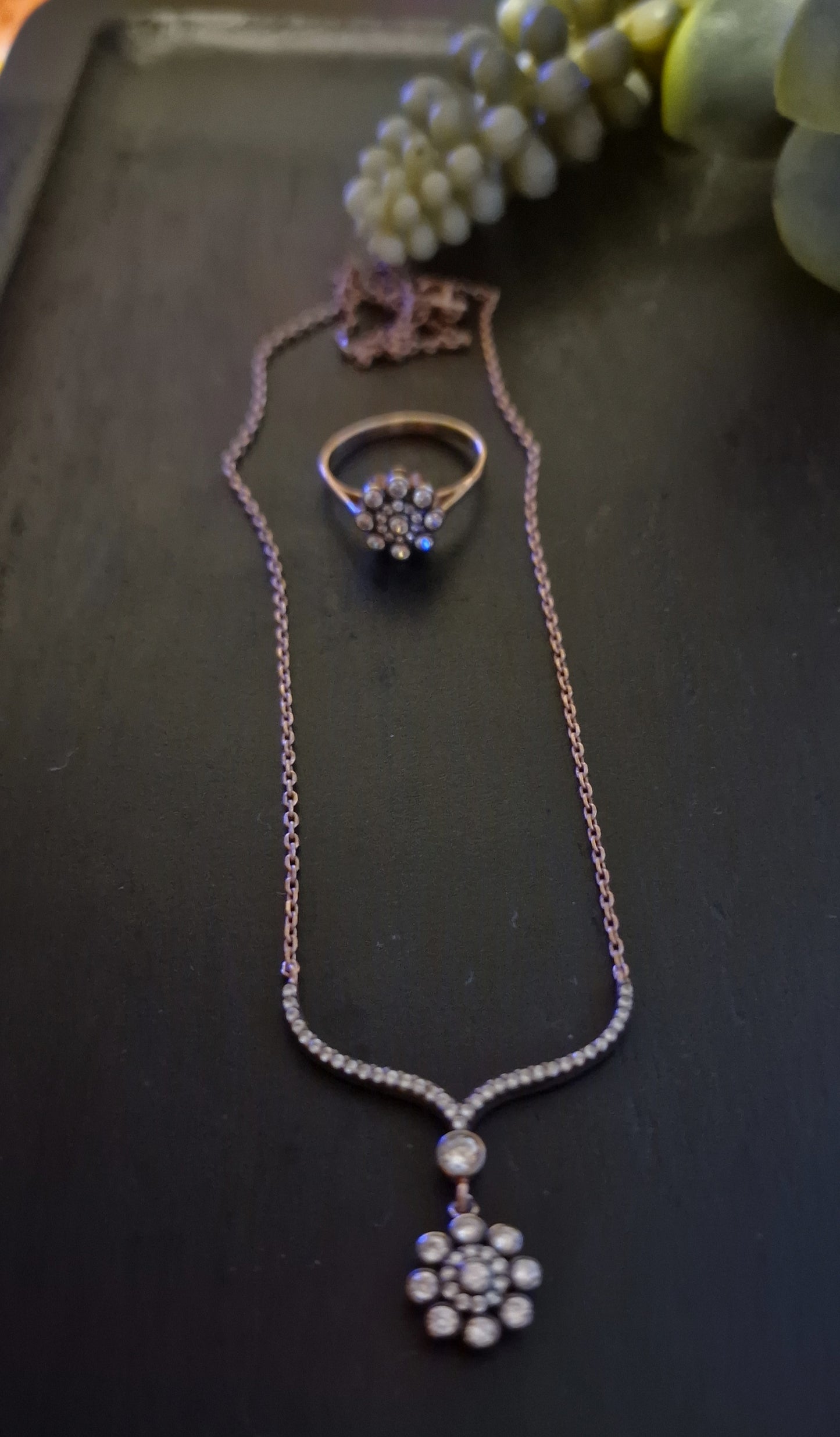 Schmuck-Set mit Zirkonensteinen KY-1