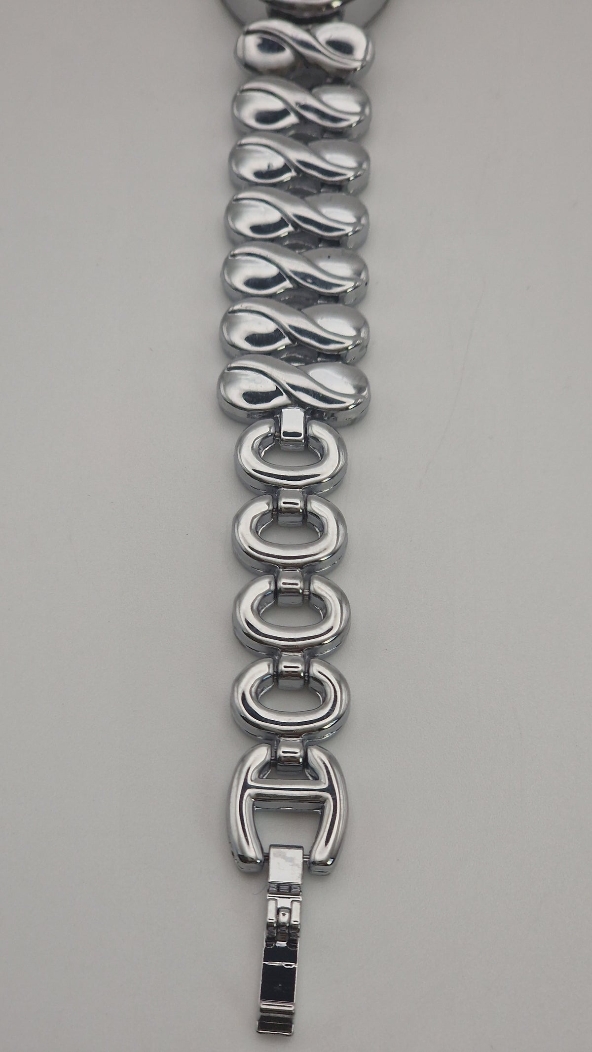 Armbanduhr S-10