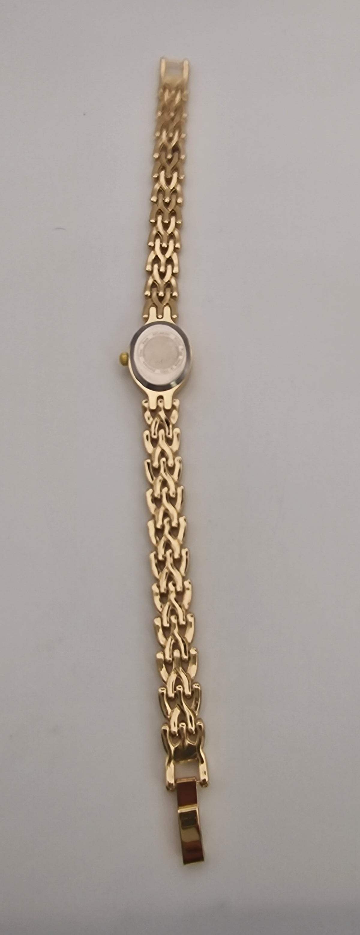 Armbanduhr S-12