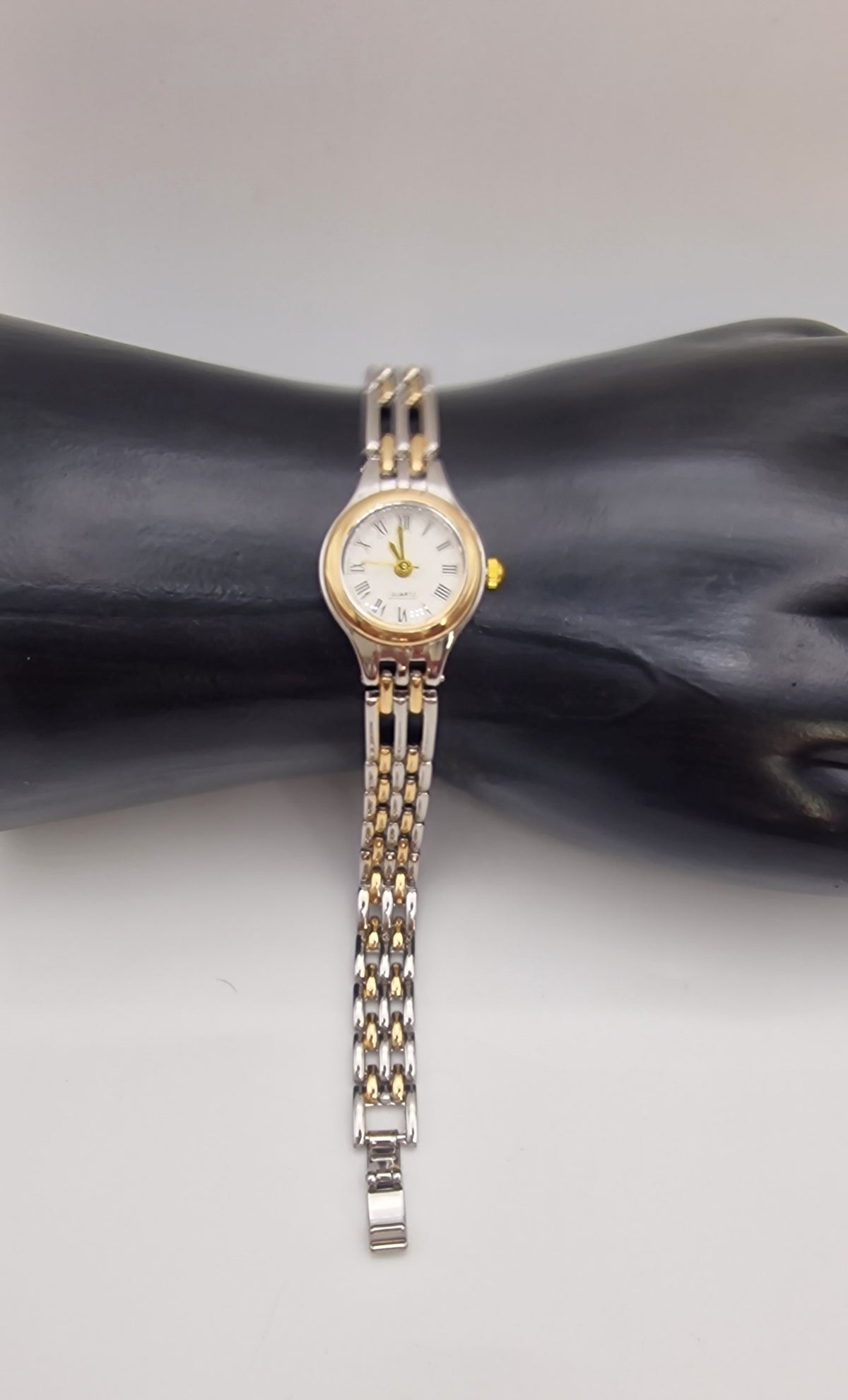 Armbanduhr S-14