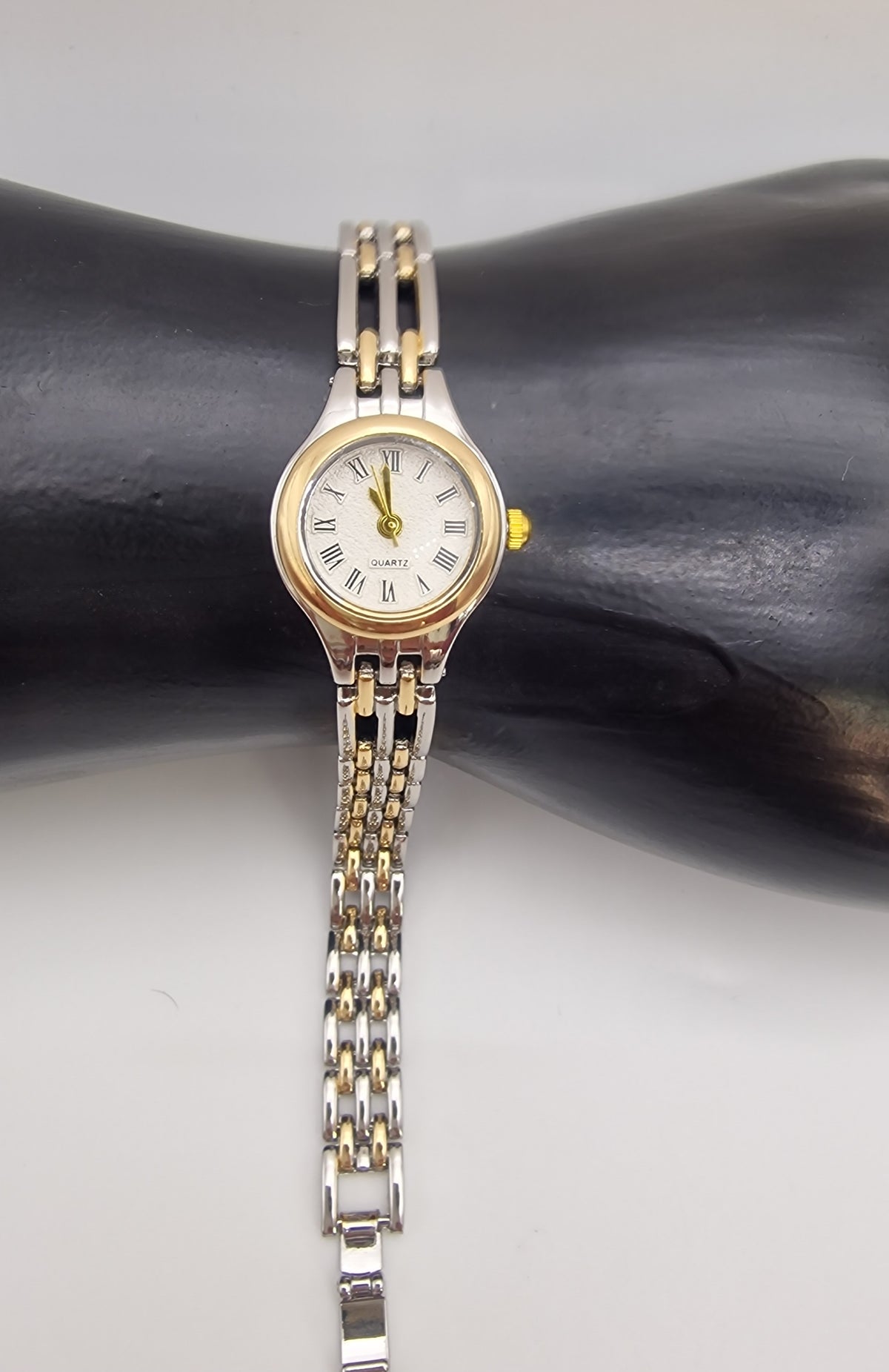 Armbanduhr S-14