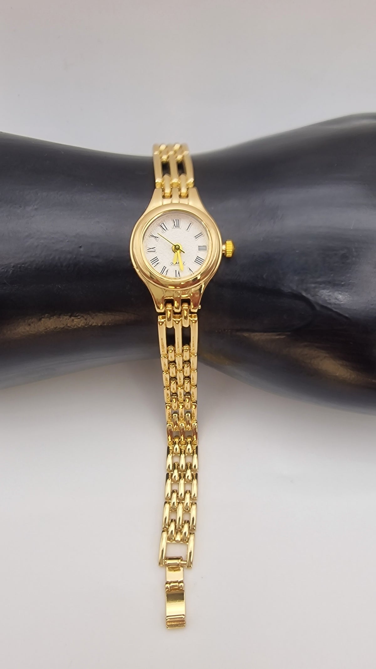 Armbanduhr S-15