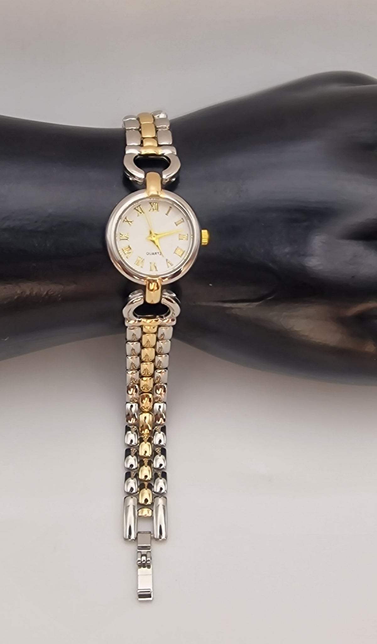 Armbanduhr S-18