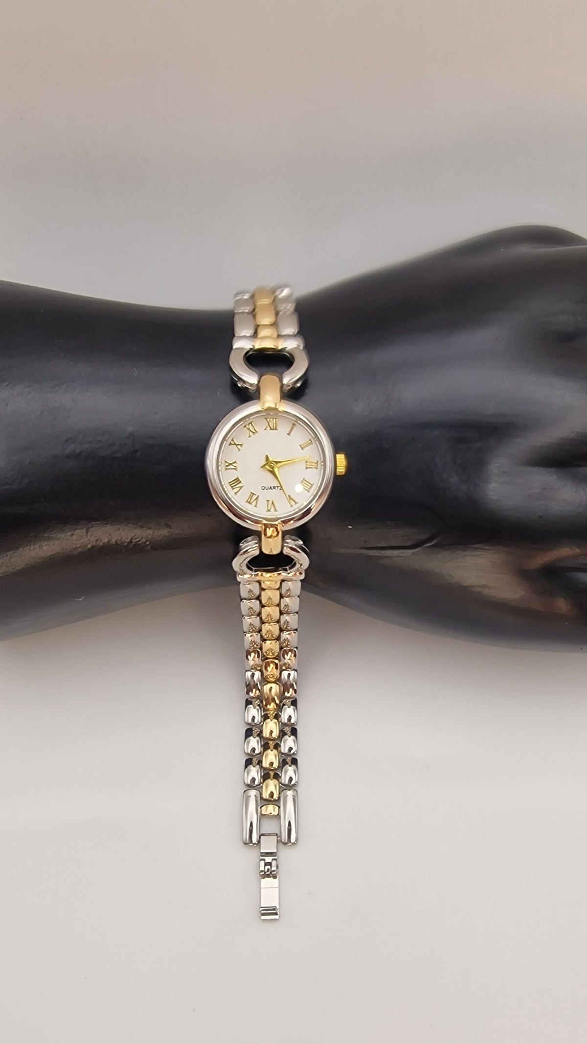 Armbanduhr S-18