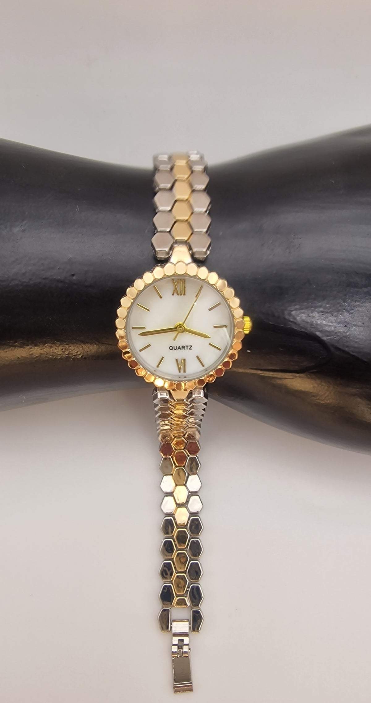 Armbanduhr S-19