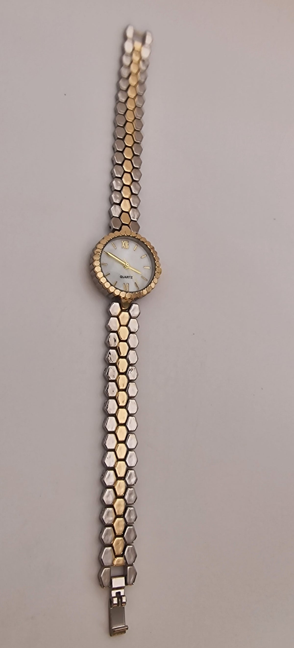 Armbanduhr S-19