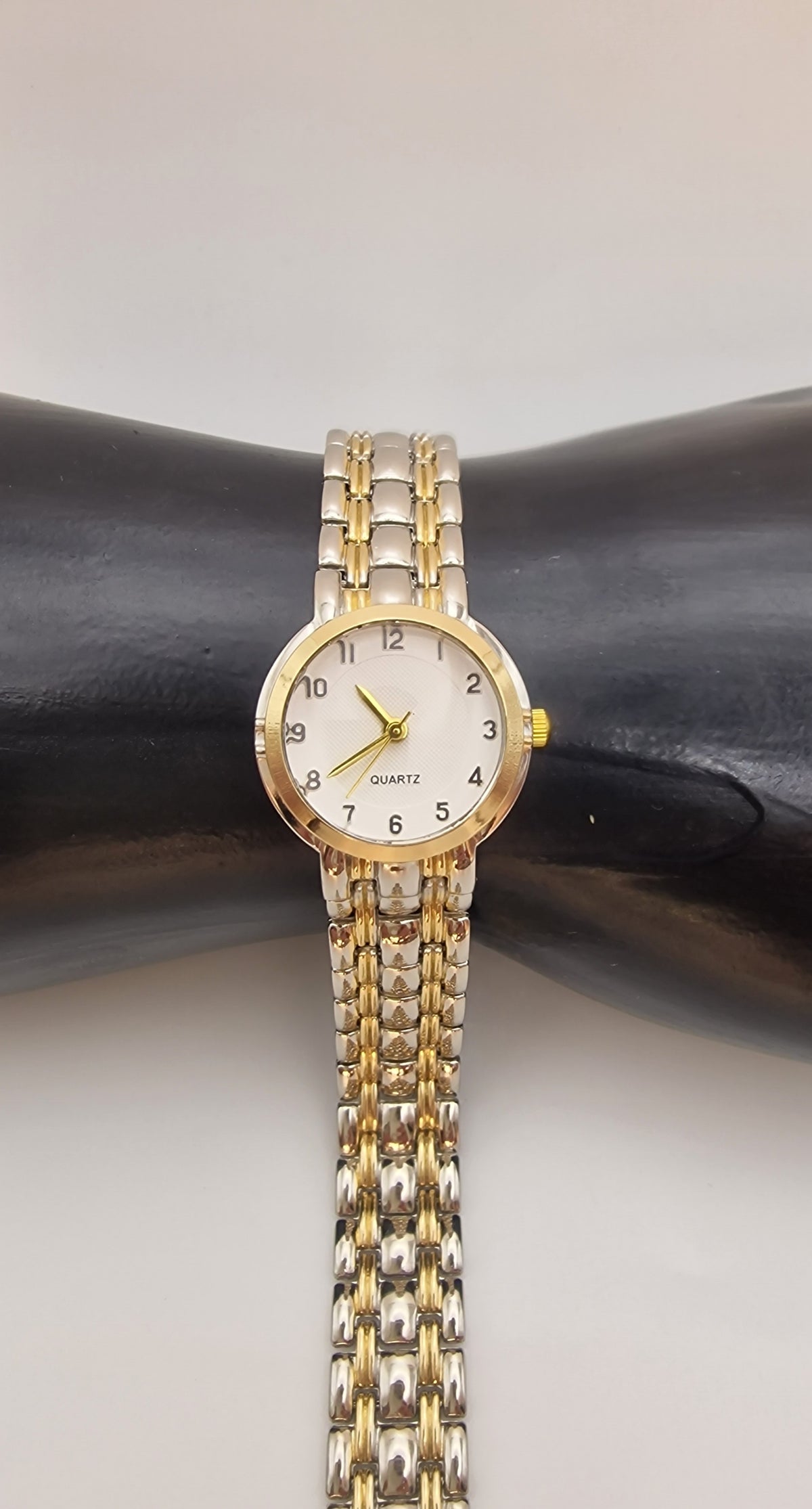 Armbanduhr S-20