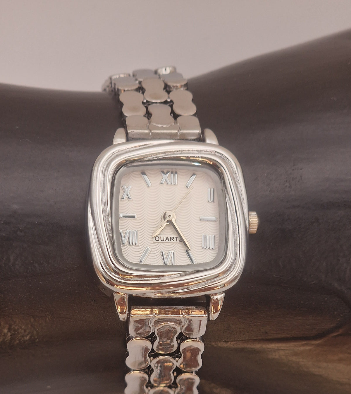 Armbanduhr S-22