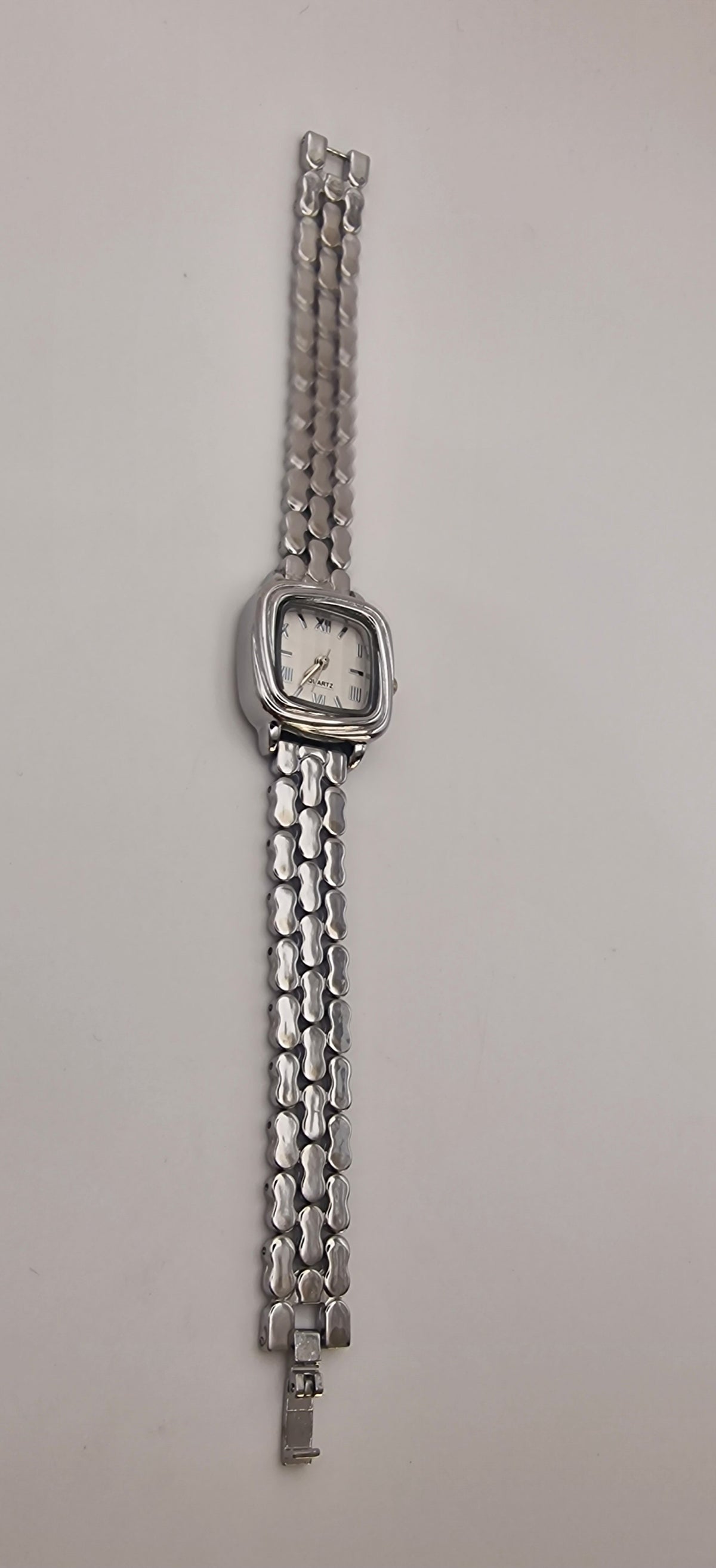 Armbanduhr S-22