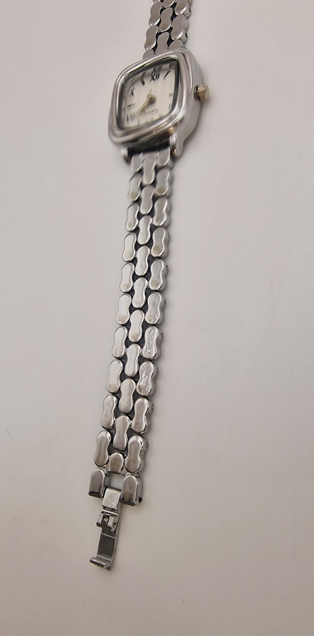 Armbanduhr S-22