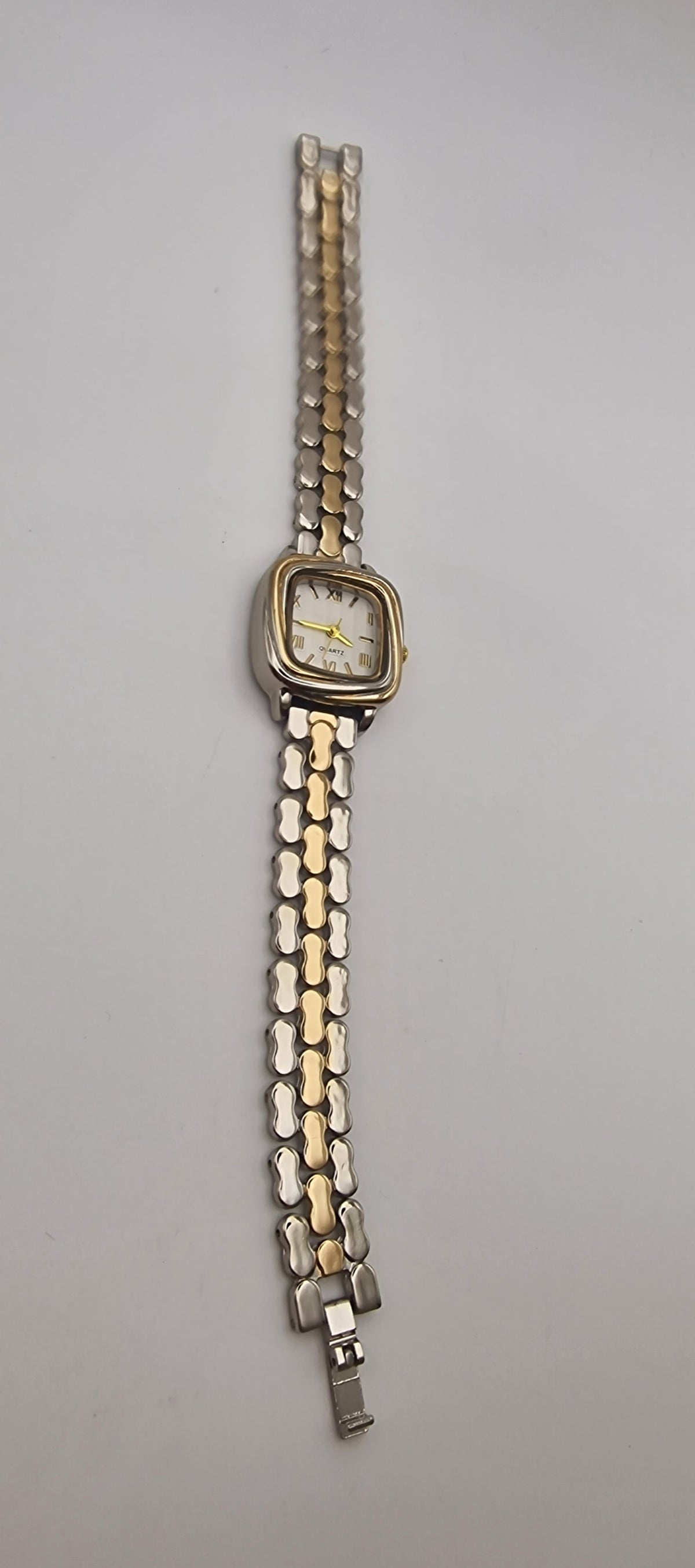 Armbanduhr S-23