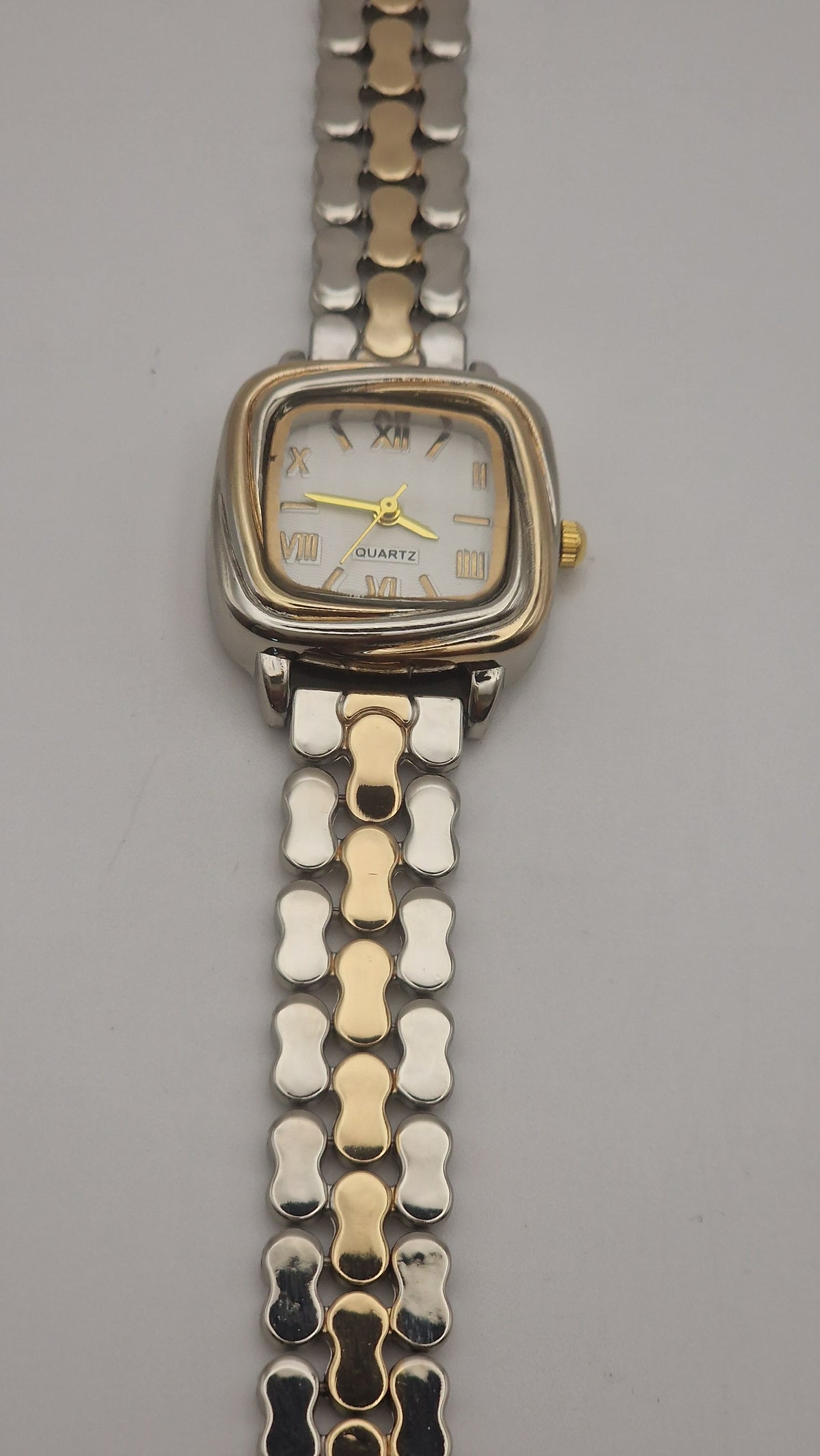 Armbanduhr S-23
