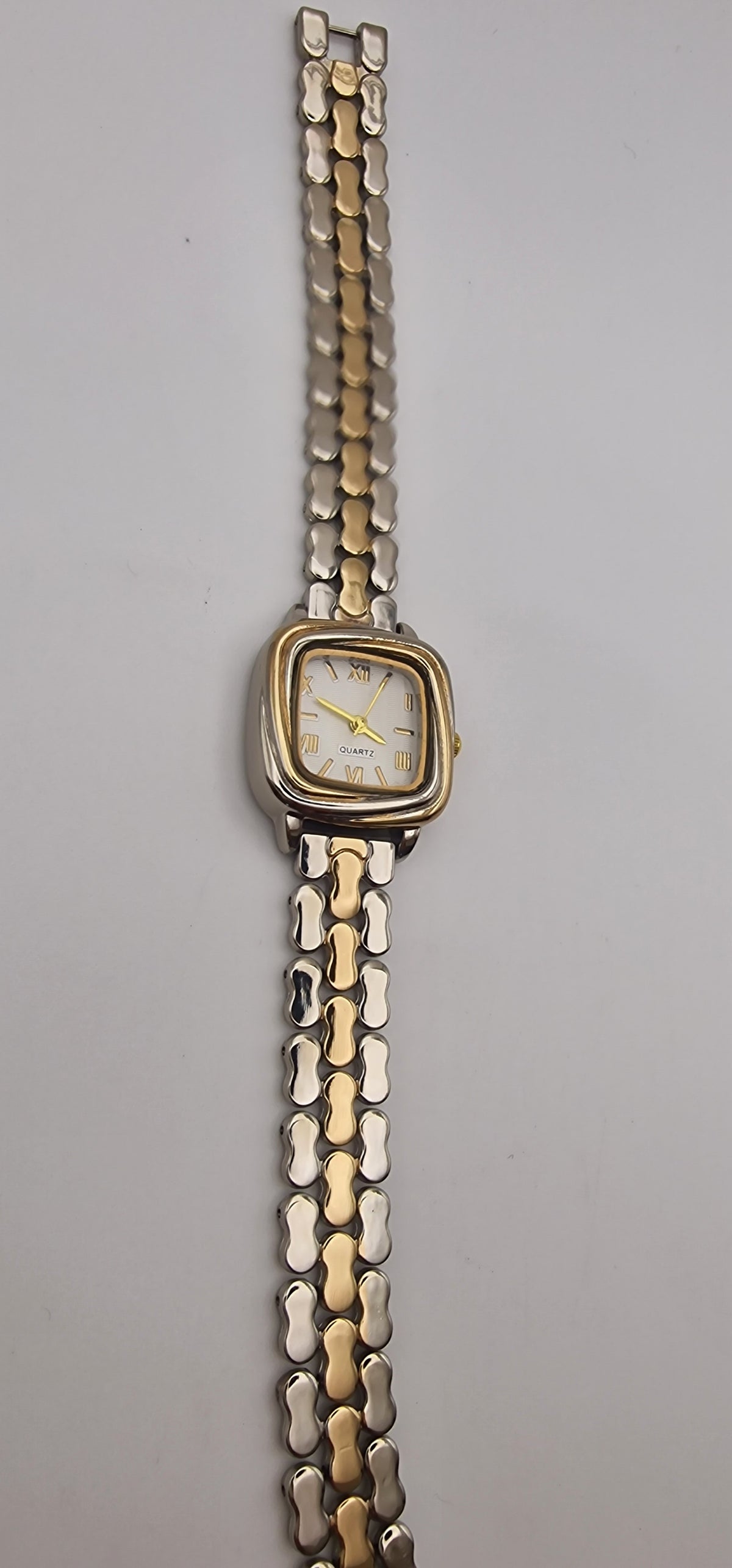 Armbanduhr S-23
