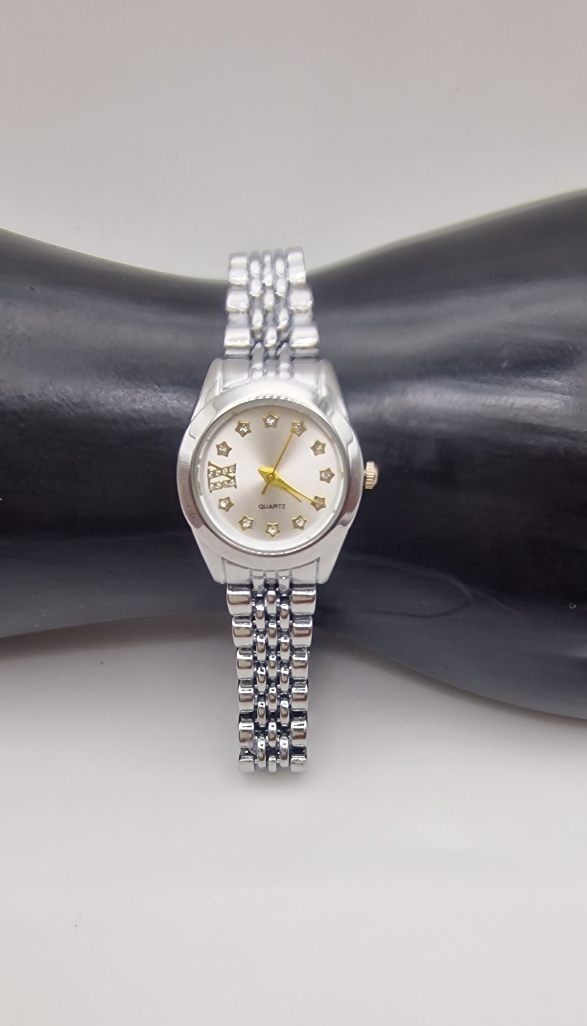 Armbanduhr S-25