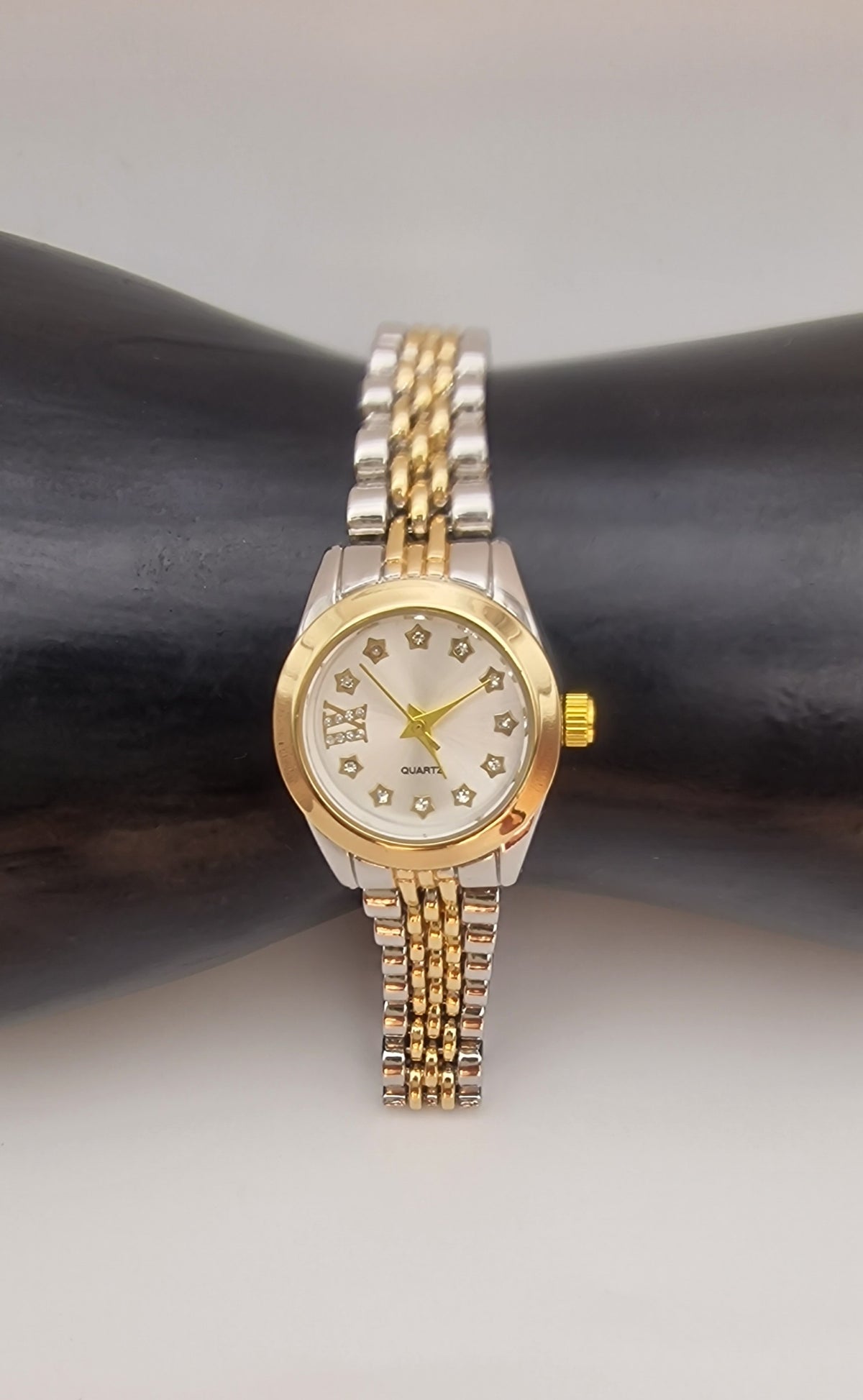 Armbanduhr S-26