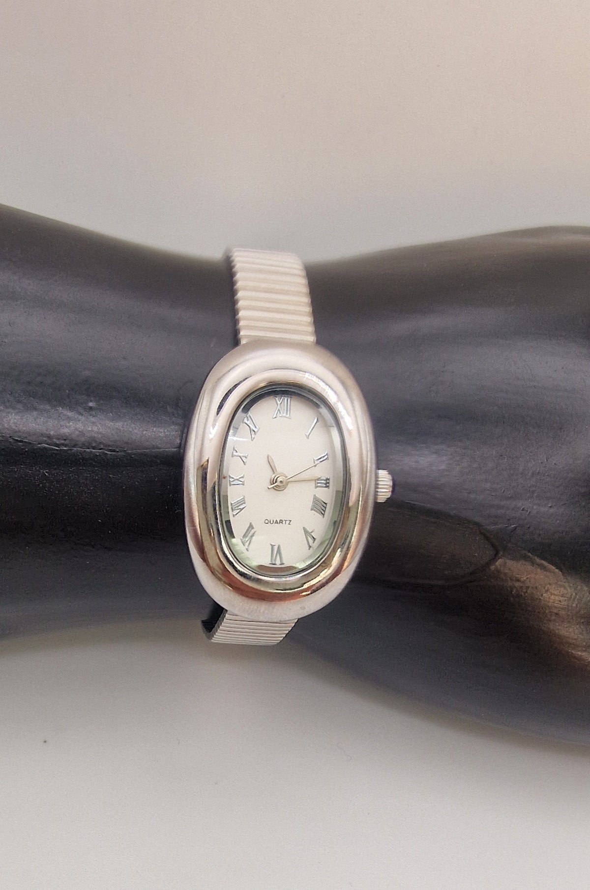 Armbanduhr S-7