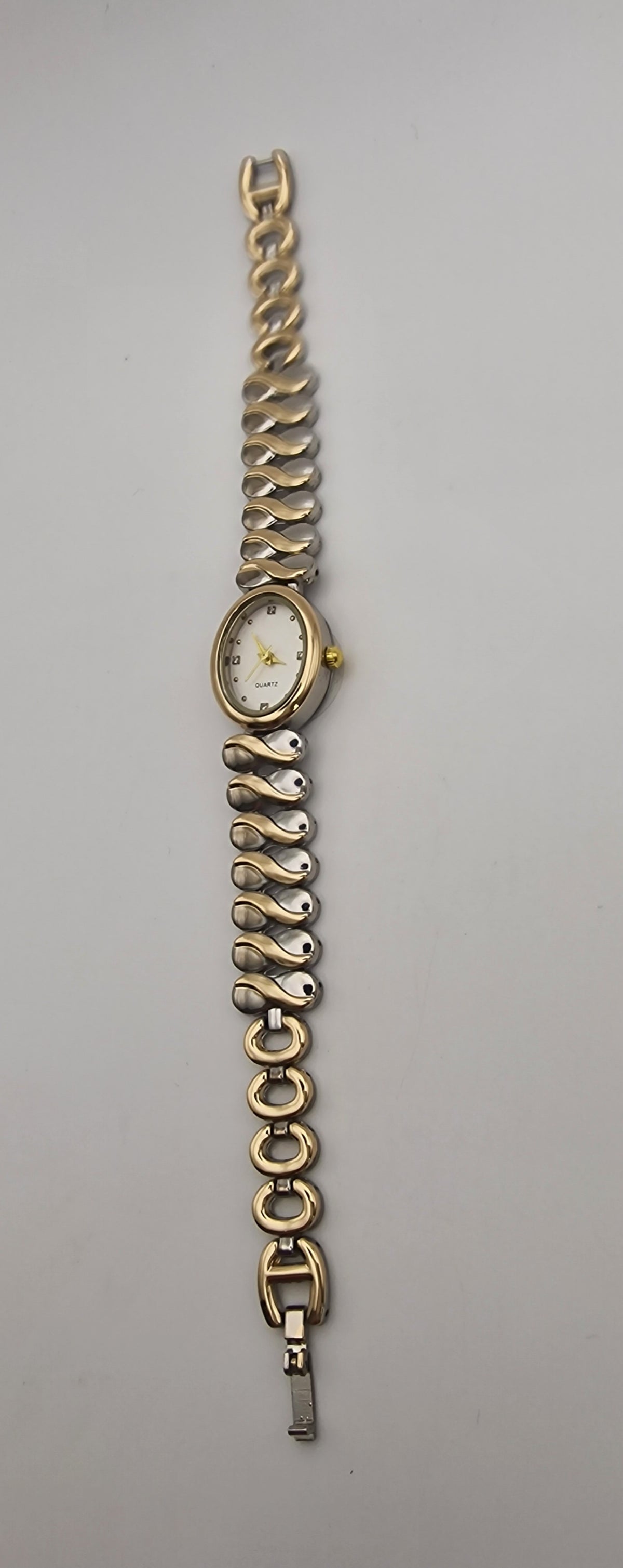 Armbanduhr S-8