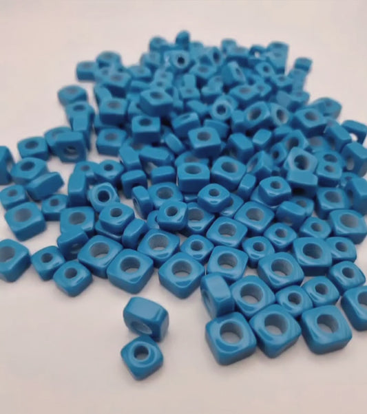 Blaue Perlen B-200
