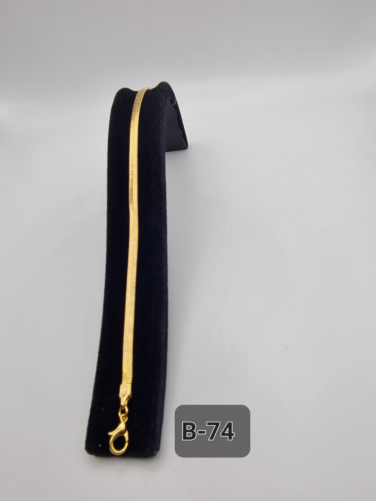 Armband B-74